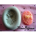 Stampino in silicone per fimo " CAMMEO ROSE E FOGLIE"25X18MM