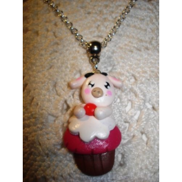 COLLANA KAWAI in FIMO "MUCCA SU CUPCAKE" 