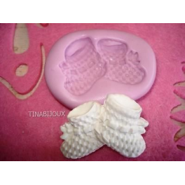 Stampino in silicone "SCARPETTE BEBè" per fimo gesso bomboniere segnaposto nascita