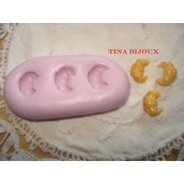 Stampino in silicone per fimo" 3 CORNETTI CROISSAN MINI"da circa 10mm