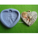 STAMPO SILICONE "CUORE BIMBO COMUNIONE" per FIMO GESSO BOMBONIERA " 4,5cm per GESSO FIMO SEGNAPOSTO