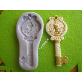 STAMPO SILICONE "CHIAVE SIMBOLO COMUNIONE" per GESSO FIMO BOMBONIERA SEGNAPOSTO COMUNIONE BATTESIMO STAMPO SILICONE "CHIAVE SIMBOLO COMUNIONE" per GESSO FIMO BOMBONIERA SEGNAPOSTO COMUNIONE BATTESIMO