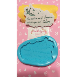 STAMPO SILICONE TARGHETTA 7X7cm"L'AMICIZIA SVUOTA LA MENTE E RIEMPIE IL CUORE" per GESSO REGALO altro.