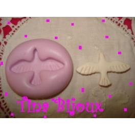 Stampino in silicone " COLOMBA"(.2) 3cm per FIMO ,GESSO ALTRO